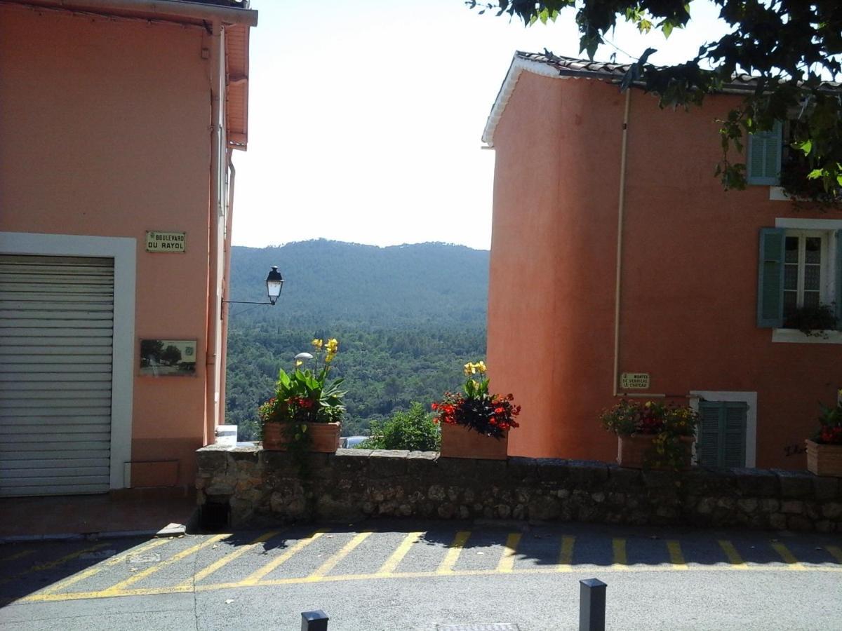 Maison De Village Bagnols en Foret Bagian luar foto
